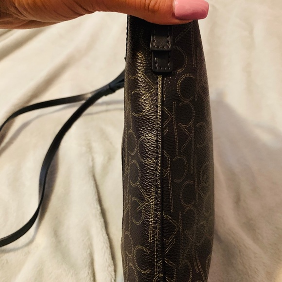 Calvin Klein crossbody bag - Picture 3 of 5